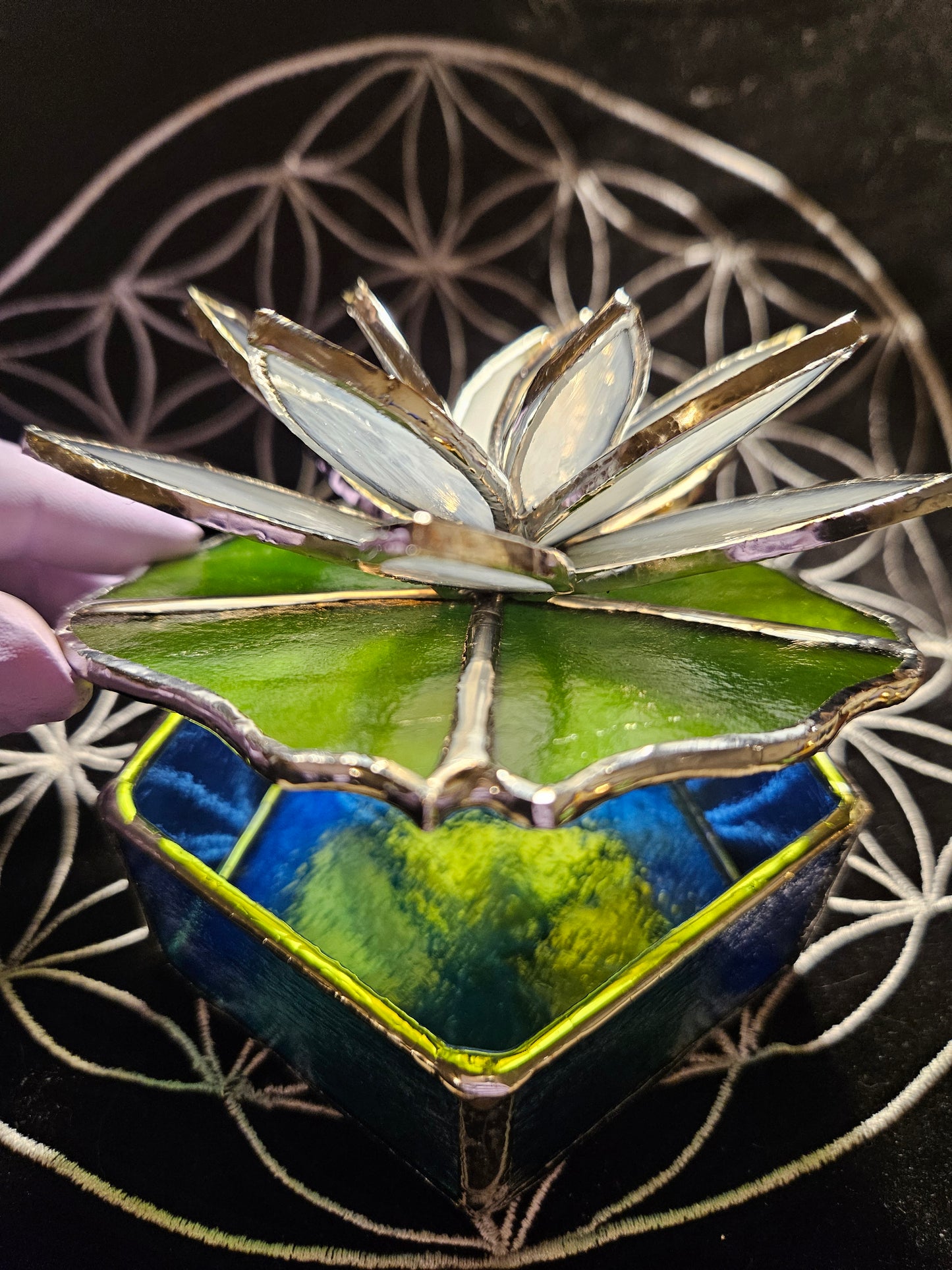 White Cali Lily Box