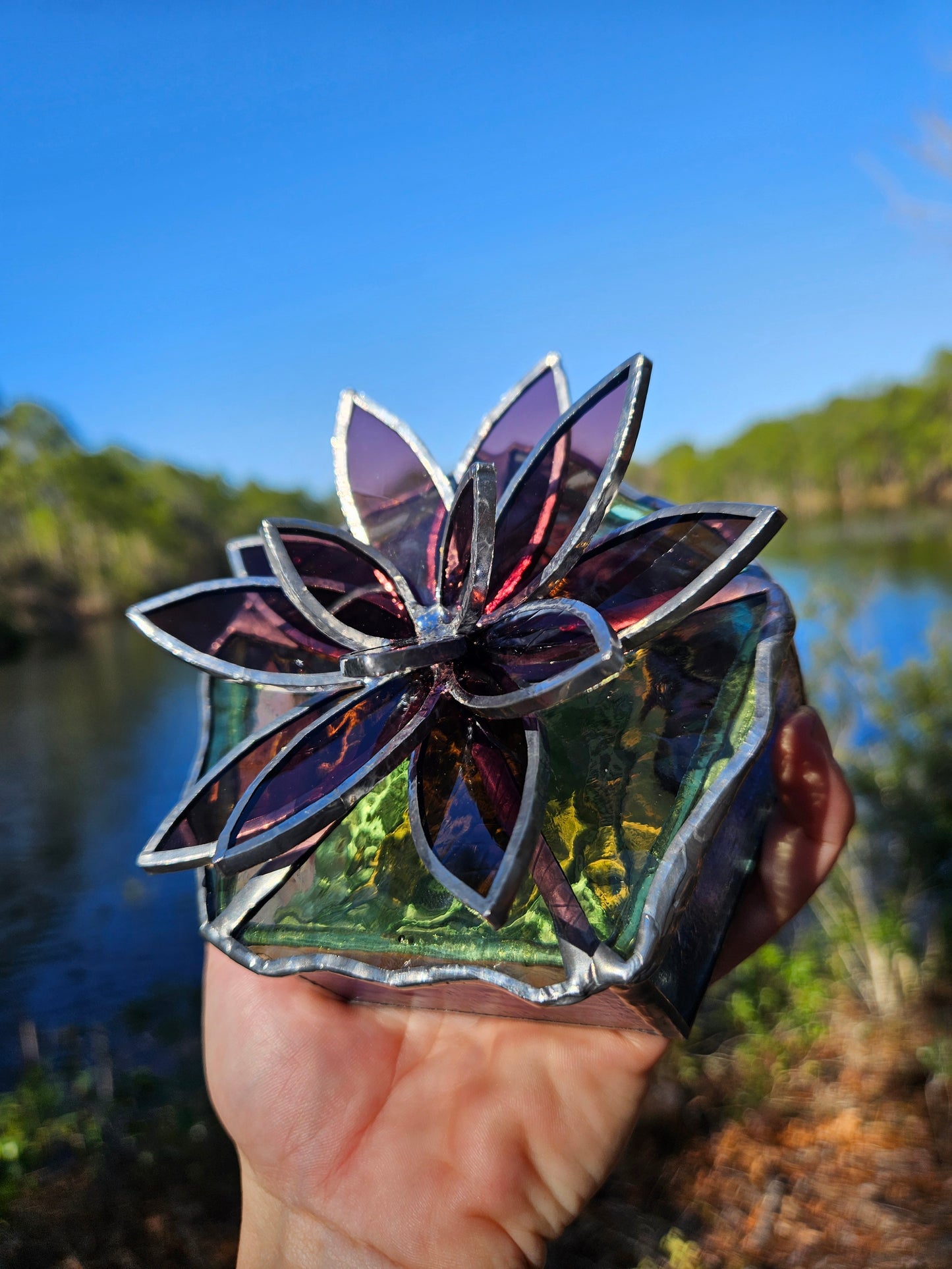 Mauve Cali Lily Box
