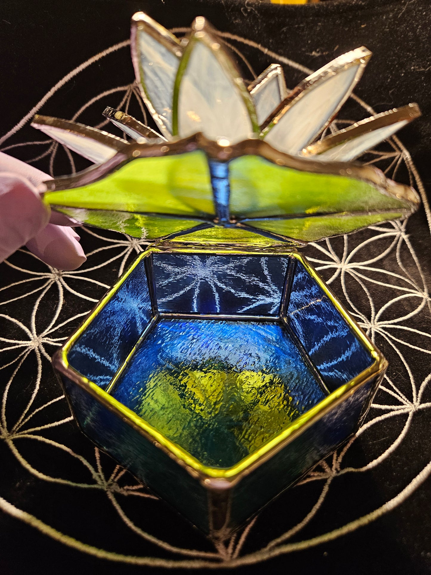 White Cali Lily Box