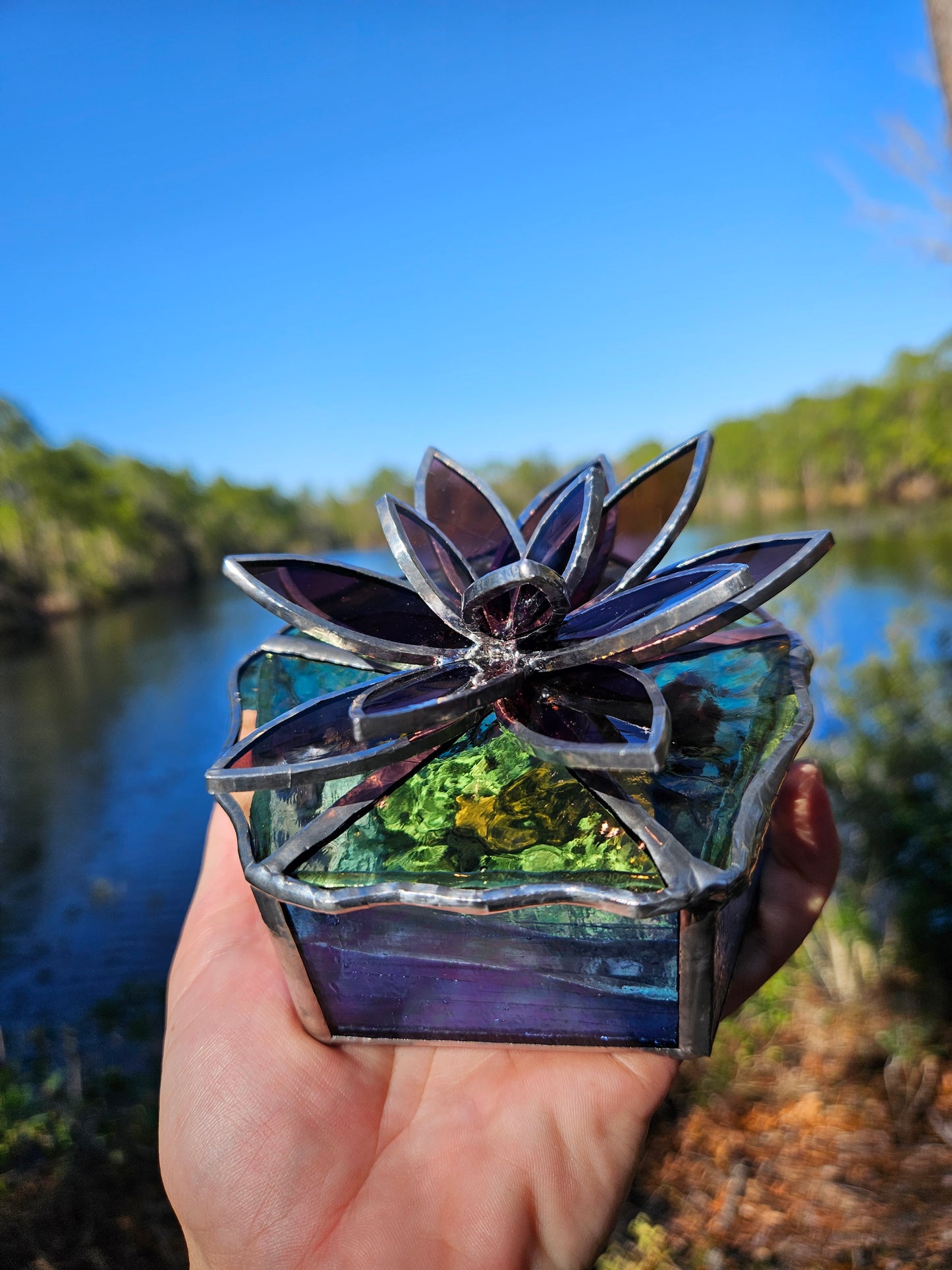 Mauve Cali Lily Box